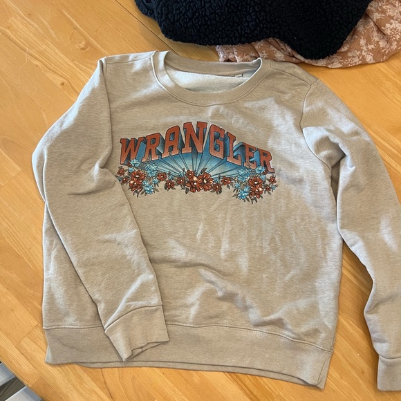 Wrangler Tops - Wrangler Beige Crewneck Sweatshirt